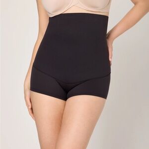Maidenform high-waisted black boy short shapewear